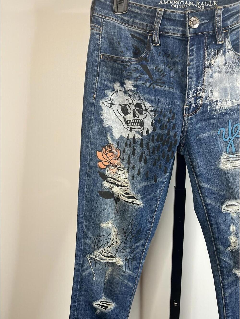 American Eagle 1810-6496 High Rise Distressed Graffiti Punk Y2K Jeggings Size 6 - Picture 3 of 15